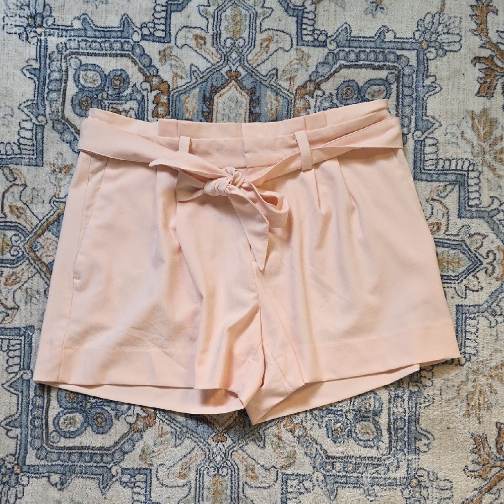 Banana Republic Peach Women's Shorts with Belt